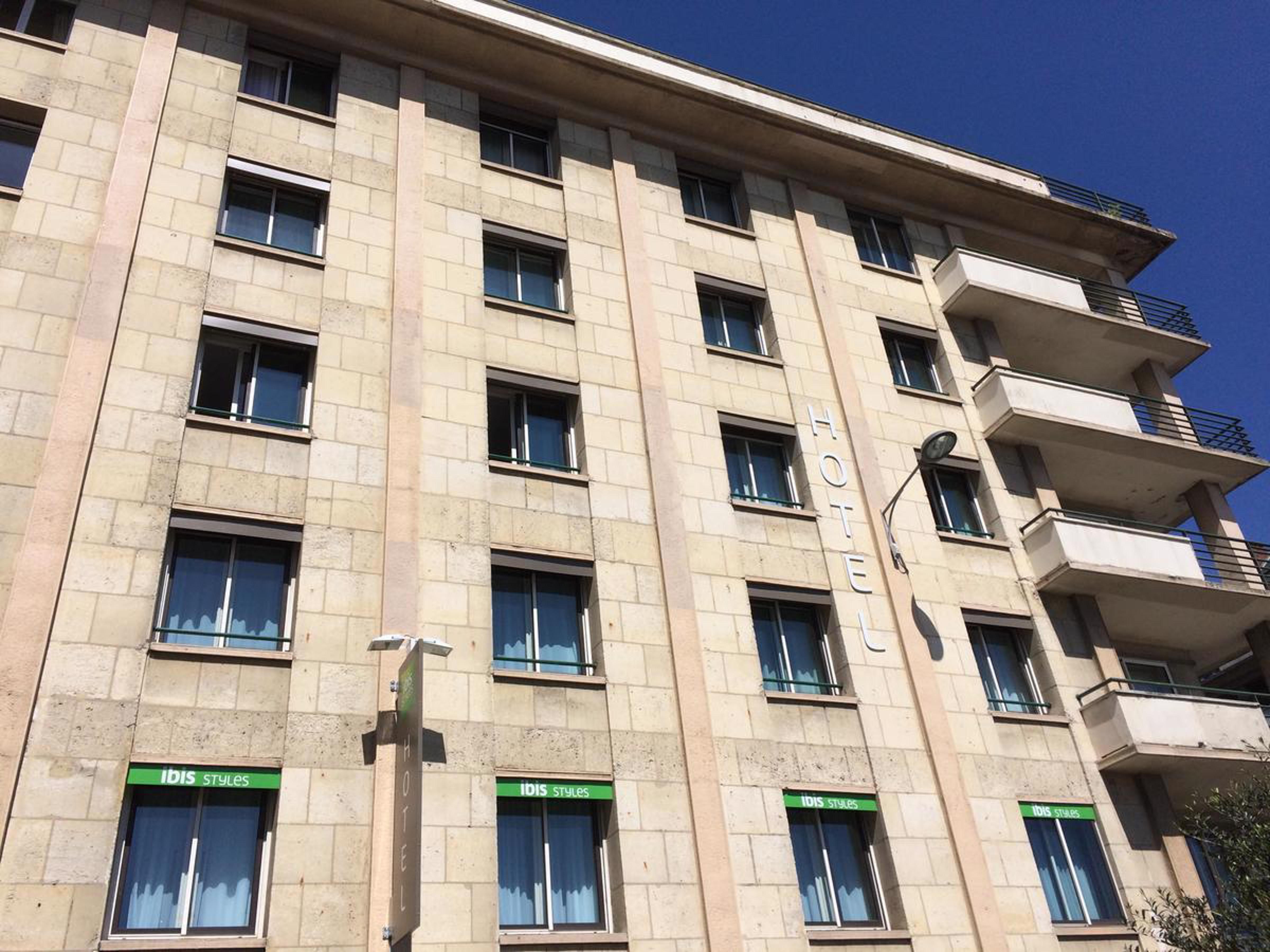 Ibis Styles Evry Courcouronnes Hotel And Events Buitenkant foto